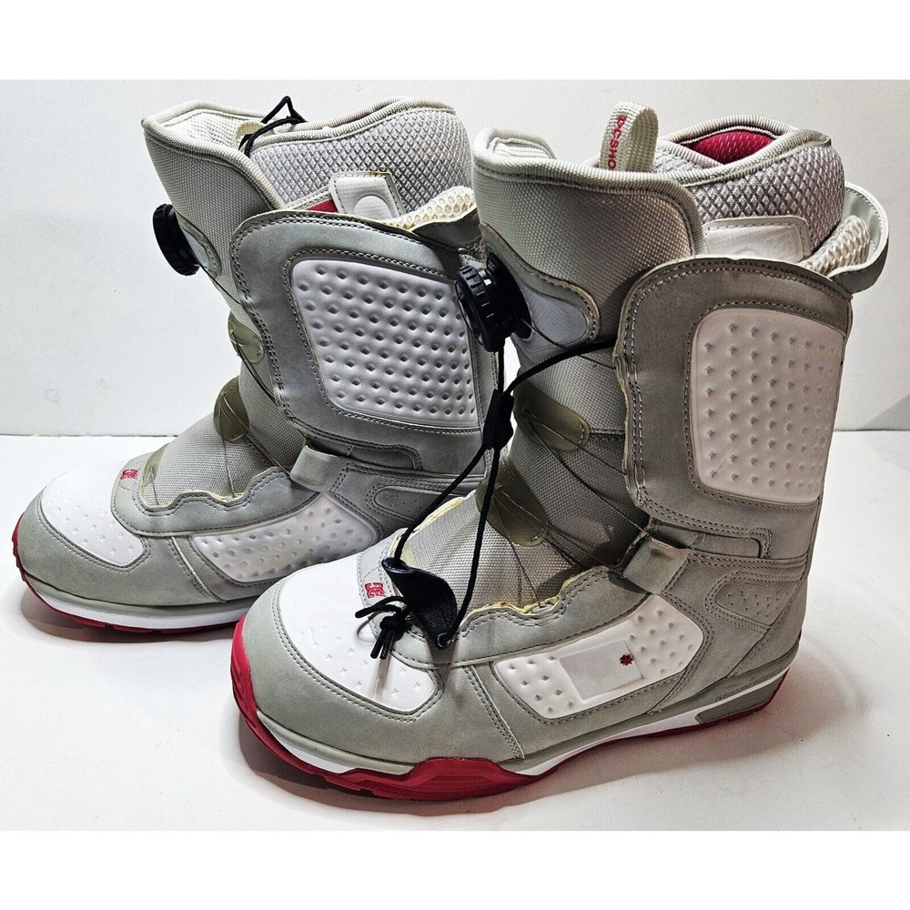 DC Snowboots Halo ,Women size US 9L ,NEW open box